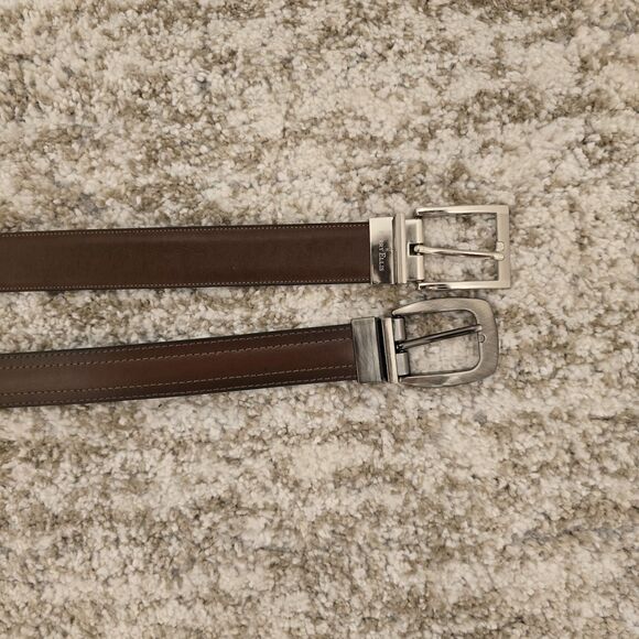 Bundle Lot Of 2 Mens Belts Sz 36 Reversible Black Brown Classic Buckle - Picture 1 of 8